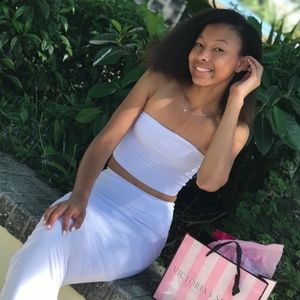 Meet your Posher, Destiny